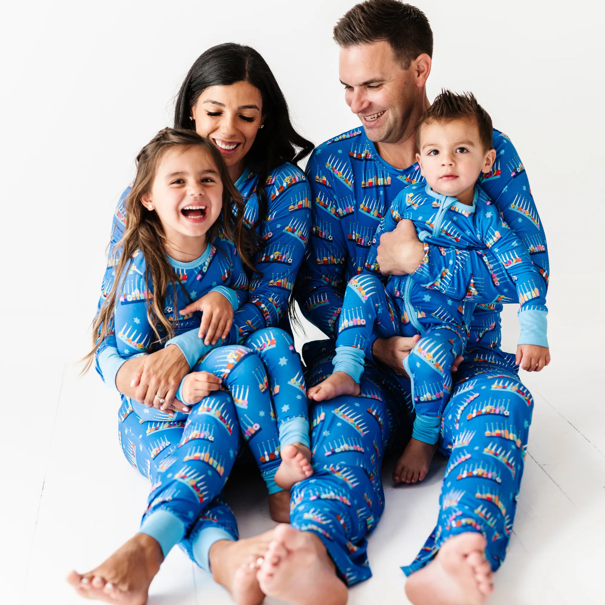 8 Comfy Nights Mens Pajamas Set