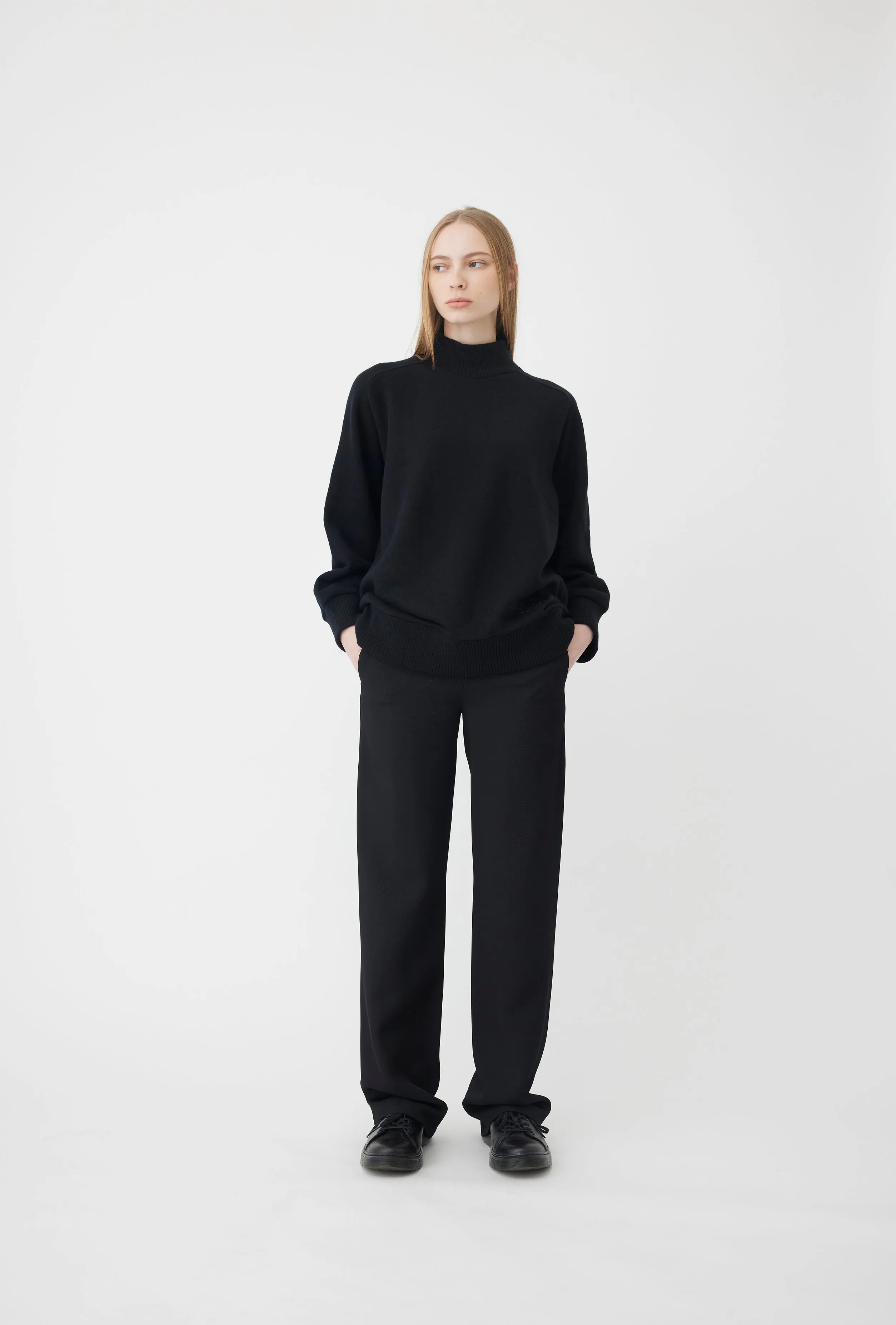 Cashmere Sweatshirt in Black