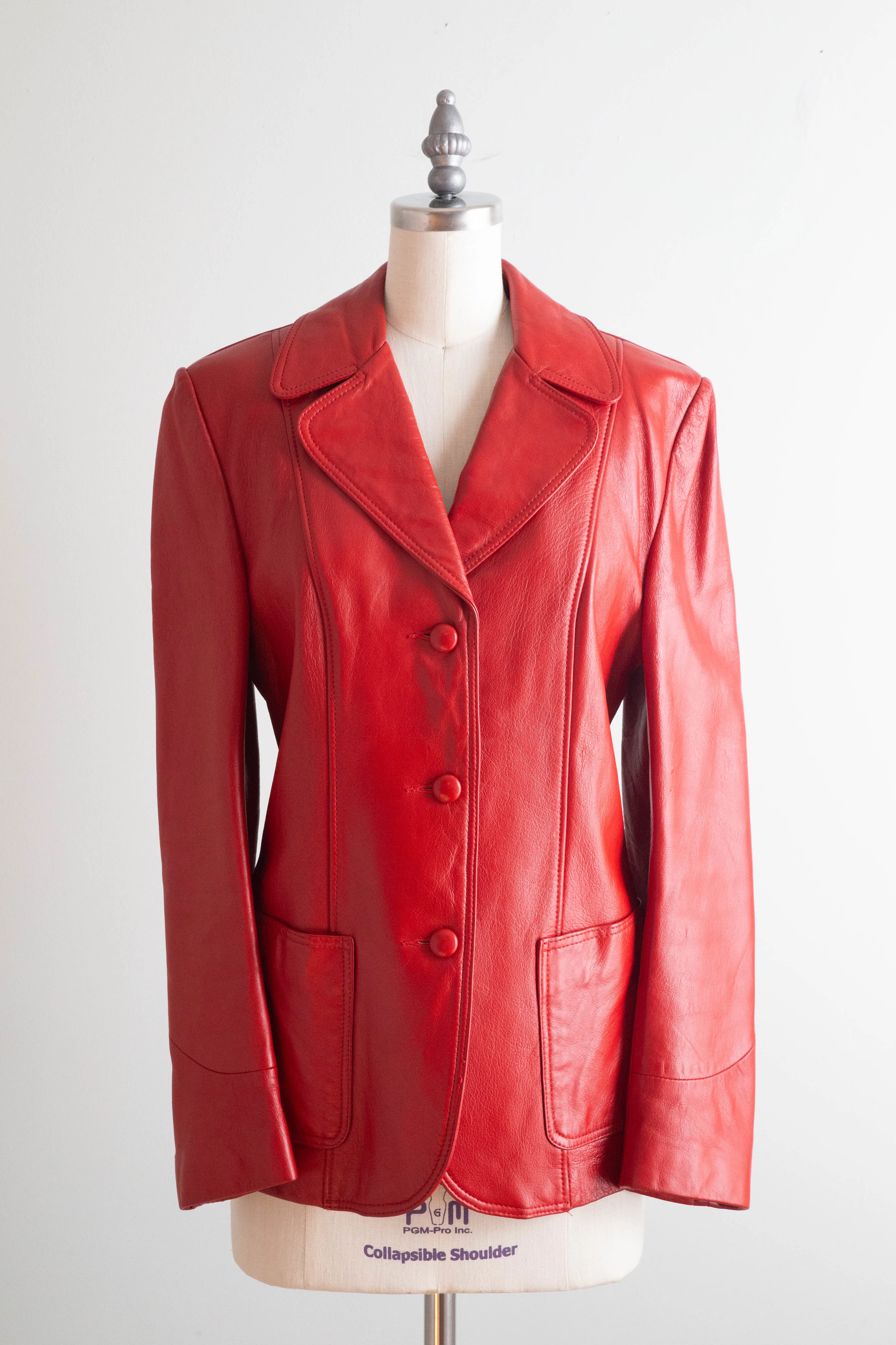 Classic 1960's Red Leather Western Style Ladies Jacket Tailored in Pendleton, OR / SM